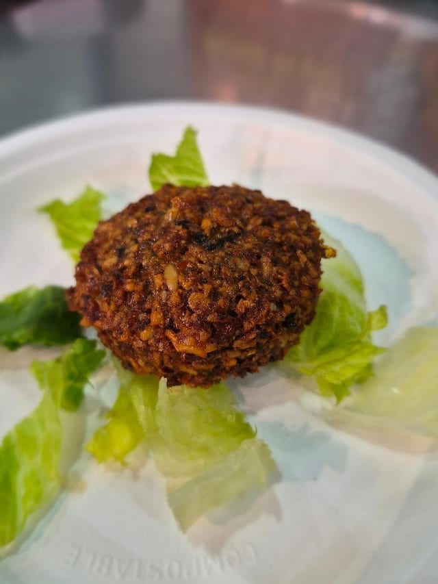Single Falafel.