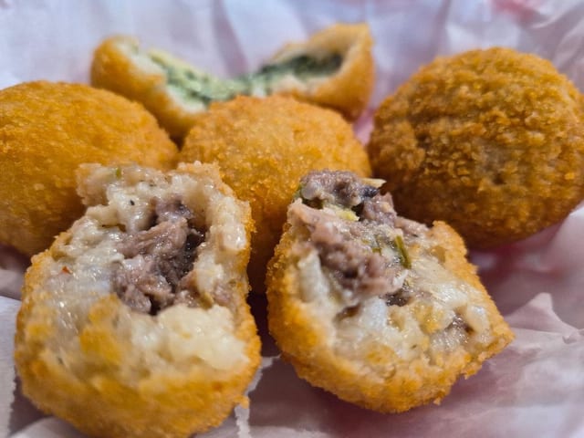 Italian Beef/Cheese/Hot Giardiniera Bites (2).