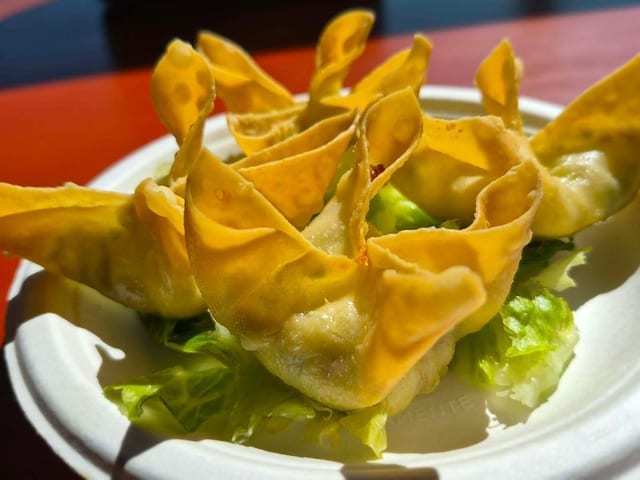 Cheese Sambusek.
